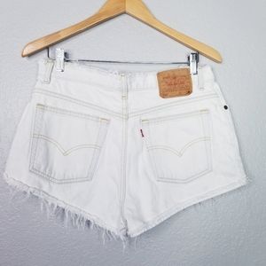 Levis vintage 550 white cut off shorts distressed size 12